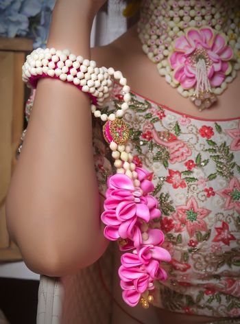 Unique floral kaleere for bride 