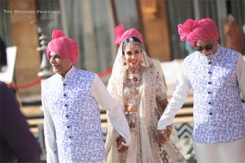 Bride entering with matching bridesmen 
