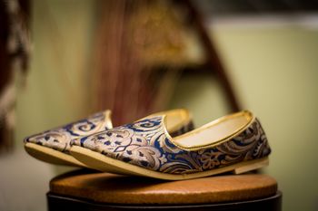 Blue and Gold Juttis
