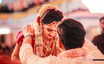 The bride and groom tie the knot! 