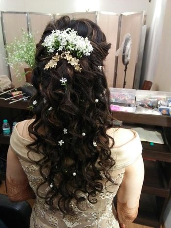 Engagement hairstyles half up half down