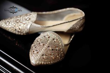 Silver and Gold Jutis