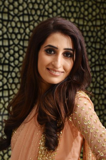 Soft and subtle peach makeup