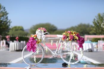Photo of Mini floral bicycle in white