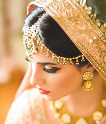 Bridal mathapatti with green beads