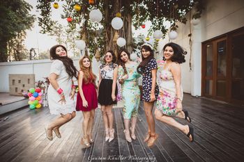 Fun photo with jumping bridesmaids