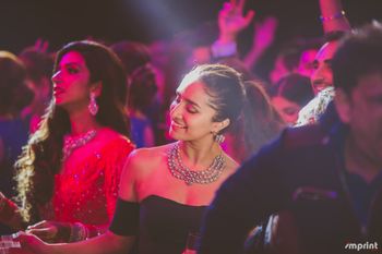 Shraddha Kapoor dancing at wedding