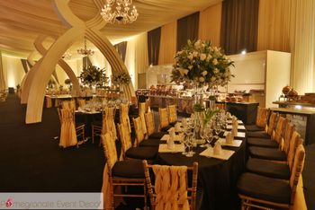 Photo of black and gold theme