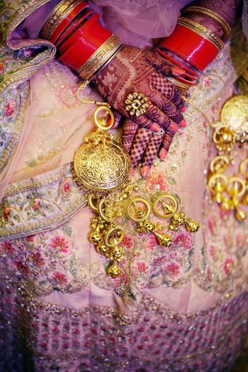 Unique golden kaleere for bride 