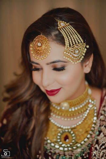 Photo of Extravagant bridal jhoomar
