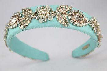 Photo of turquoise hairband mehendi favor ideas