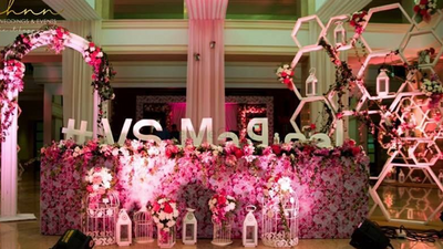 Floral Welcome Decor