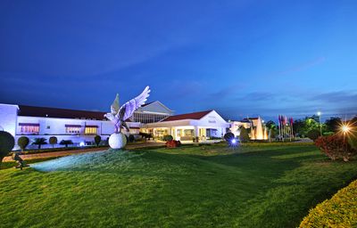 resort eagleton golf bangalore mysore road village bengaluru weddingz