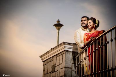 Photo red and gold lehenga