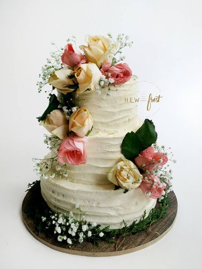 Hew and Frost Price  Reviews Wedding  Cakes  in Chennai 