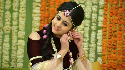 Bride : Ayushi