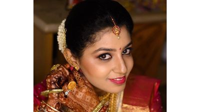 Shruthi weds Vamshi 