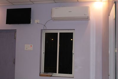 Tv and wifi installed