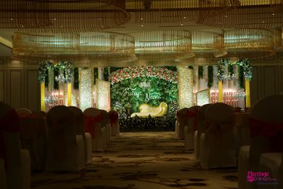 First time in Taj Tirupathi, mixing ferns n florals with the 3rd dimension decor, a perfect setup for the engagement