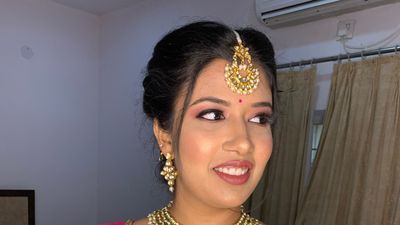 Bride Tanvi for sargan pooja