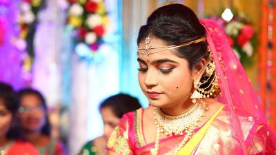 Shalini looking stunning on her Wedding day