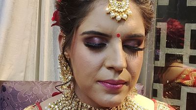 Juhi Arora (Hd airbrush makeup)
