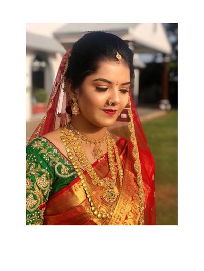 Subtle South Indian bride 