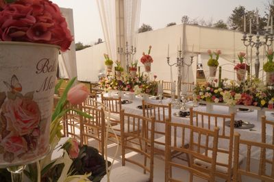 A White-Winter-Sangeet-Cocktail