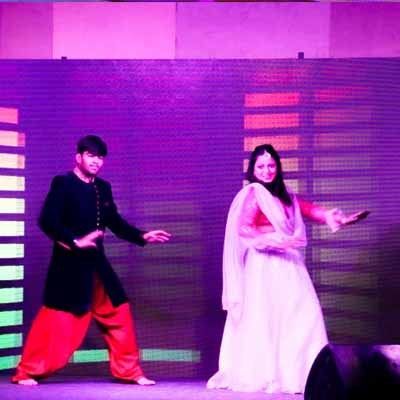 Wedding Dance Choreographer in delhi (Dance Team by Vikky)