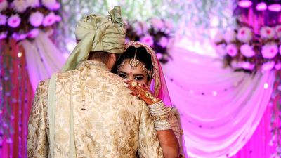 Hindu Wedding : Vaibhav & Ayushi