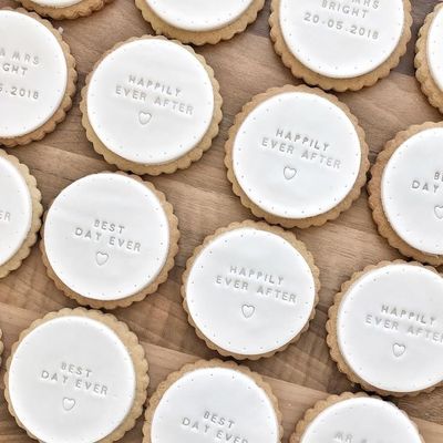 Wedding Cookie Favours 