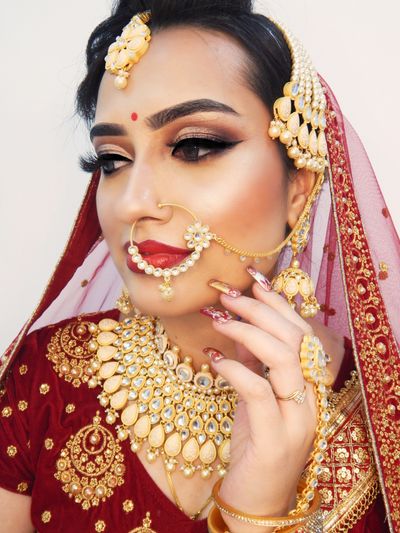 The classic indian red bride