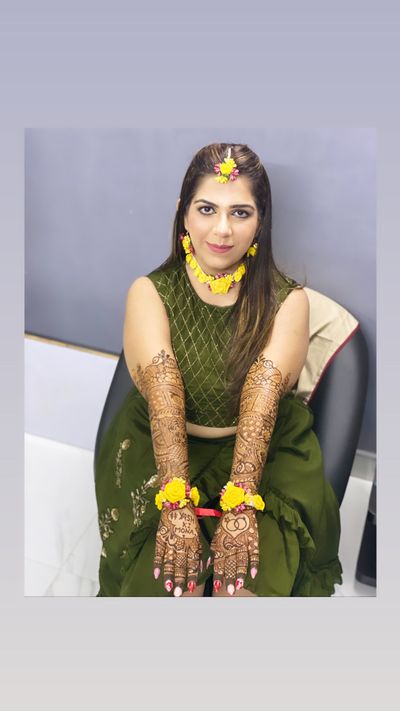 mehndi makeup