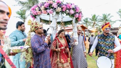 Savi wedding