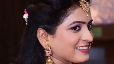 Bride Bhagyashree 