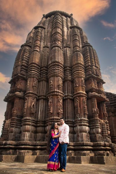 ENGAGEMENT PHOTOS