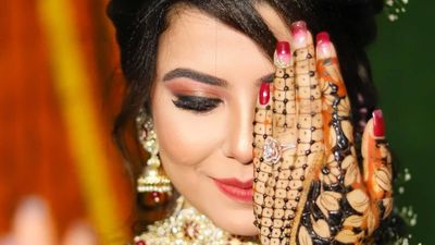 Parinita's Mehandi Makeup