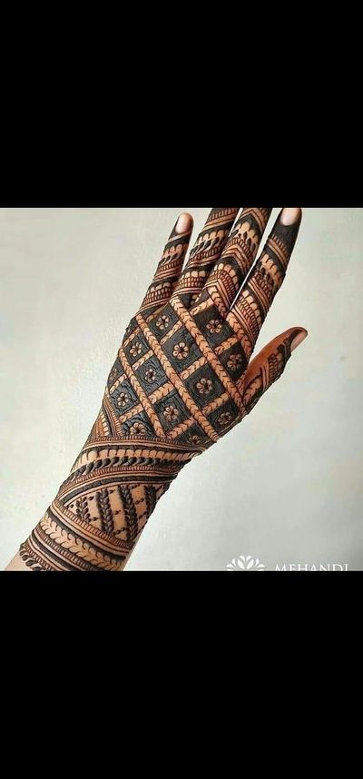 Back hand mehndi designs