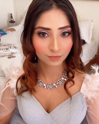 Engagement makeup 
