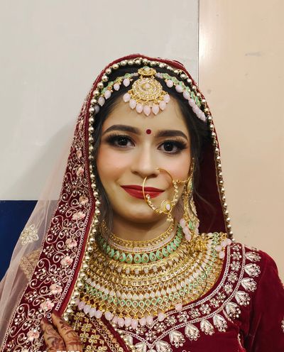 Bride Pragya (gaiziabaad) with complementary mkp