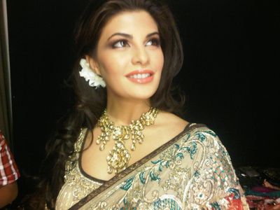 Jacqueline Fernandes Makeup