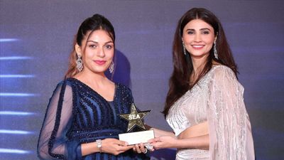 Awarded as "Rising Talent in Makeup Industry"