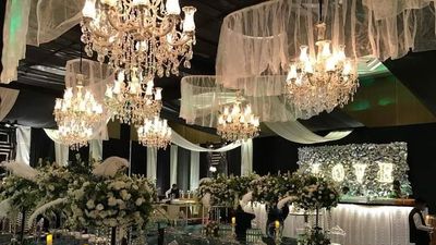 Engagement Decor