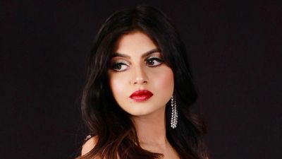 Glam look