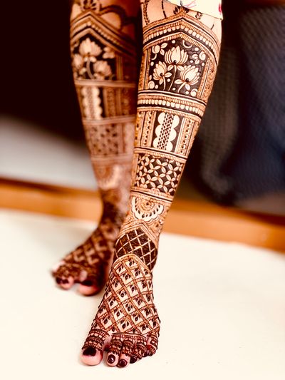 feet henna