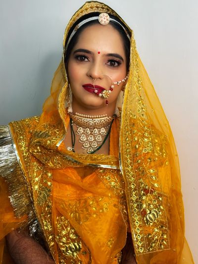 bride Bhagyashree