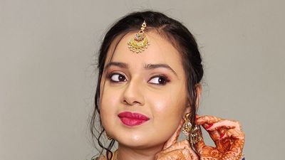 Pratishta - The bride’s sister