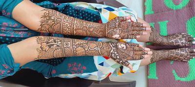 Trending mehndi design 2022