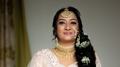Bride Vrushali