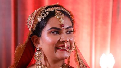 Apoorv weds Ayushi 